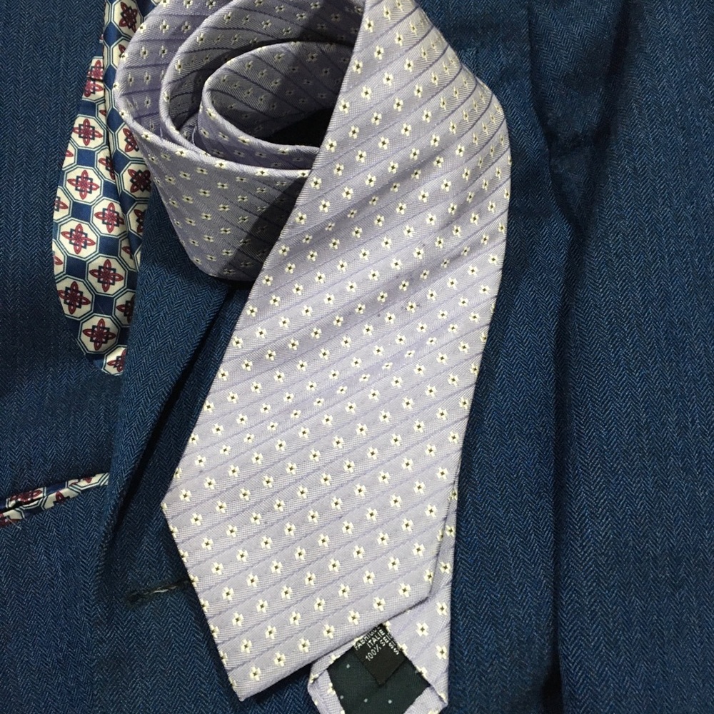 GIVENCHY- Lavender Necktie.